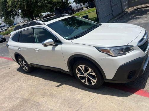 Crystal White Pearl 2021 Subaru Outback Touring