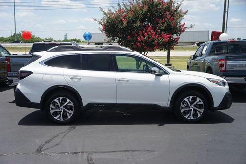 Crystal White Pearl 2021 Subaru Outback Touring