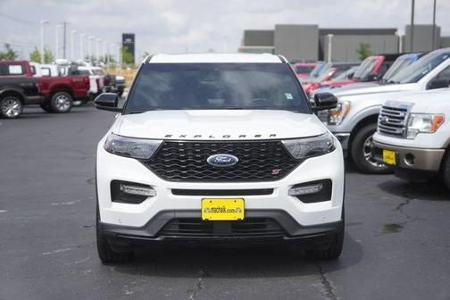 White 2022 Ford Explorer ST