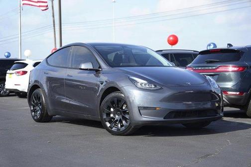 2023 Tesla Model Y Long Range