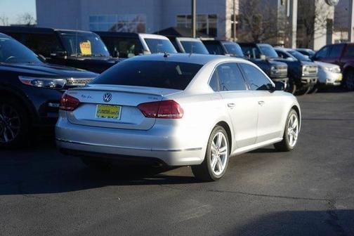 2014 Volkswagen Passat 3.6L V6 DSG SEL Premium