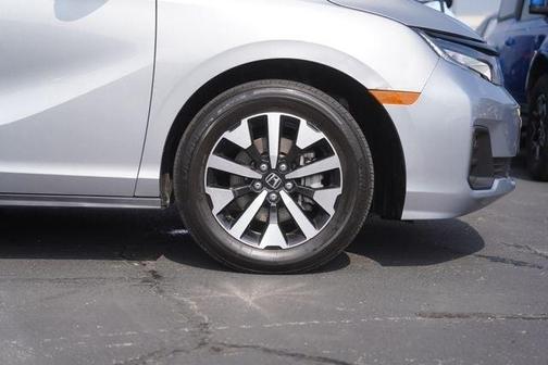 Solar Silver Metallic 2025 Honda Odyssey EX-L