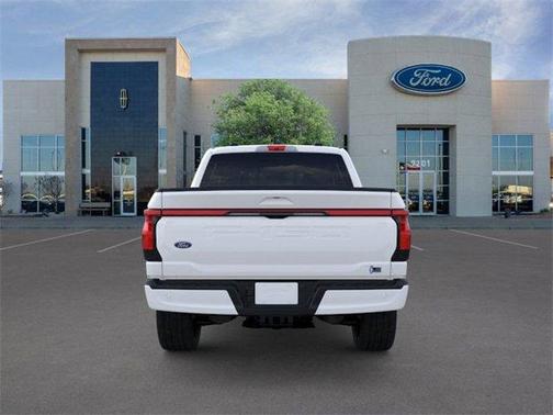 2025 Ford F-150 Lightning Platinum