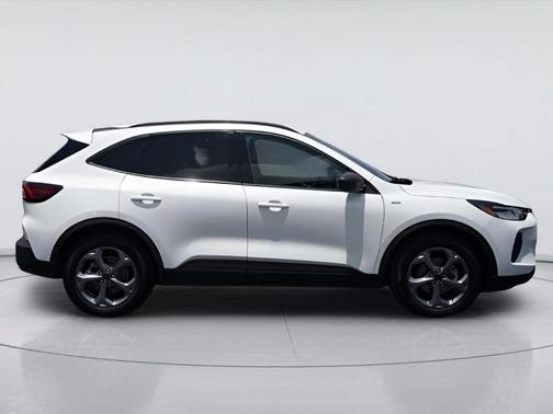 Star White 2025 Ford Escape ST-Line