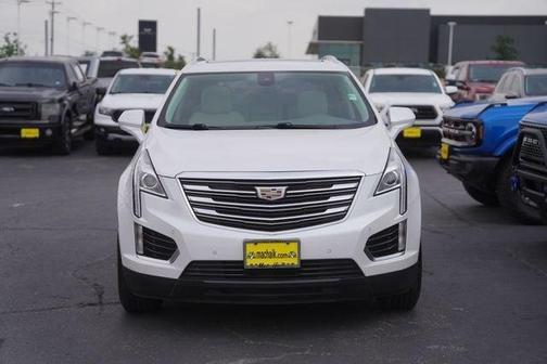 Crystal White Tri-Coat 2018 Cadillac XT5 Luxury