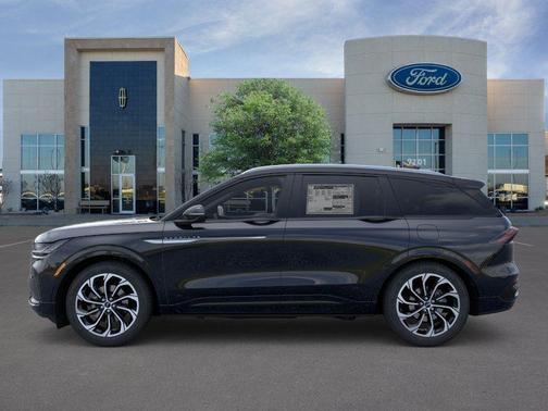 Black Metallic 2026 Lincoln Nautilus Reserve