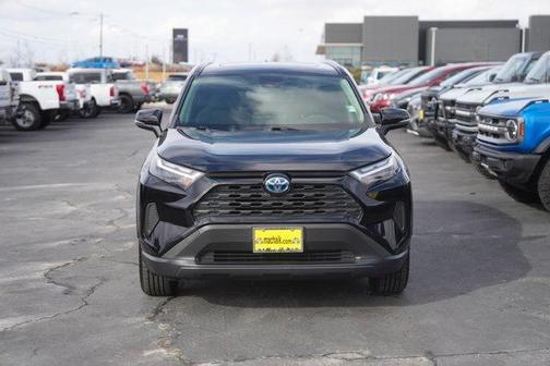 2022 Toyota RAV4 Hybrid XLE