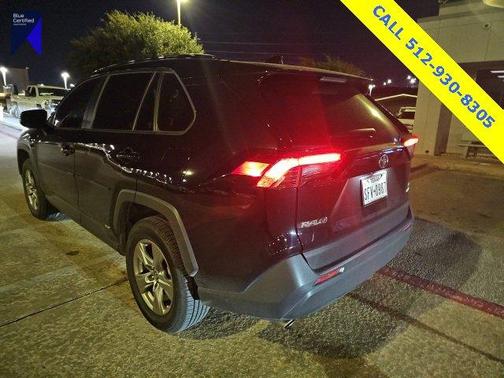 2022 Toyota RAV4 Hybrid XLE