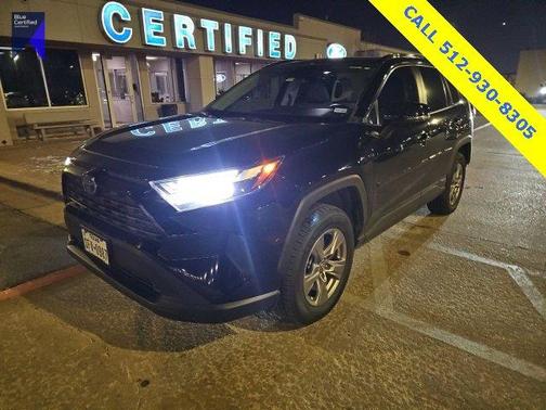 2022 Toyota RAV4 Hybrid XLE