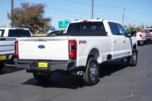 2024 Ford F-350 Lariat Super Duty