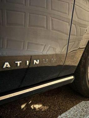 Black 2019 Ford Expedition Platinum