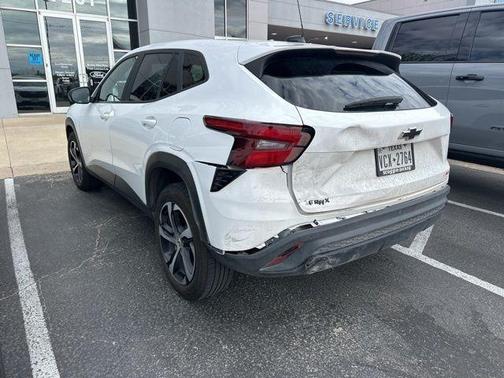 Summit White 2024 Chevrolet Trax 1RS