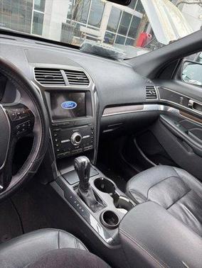 Magnetic Metallic 2019 Ford Explorer Limited