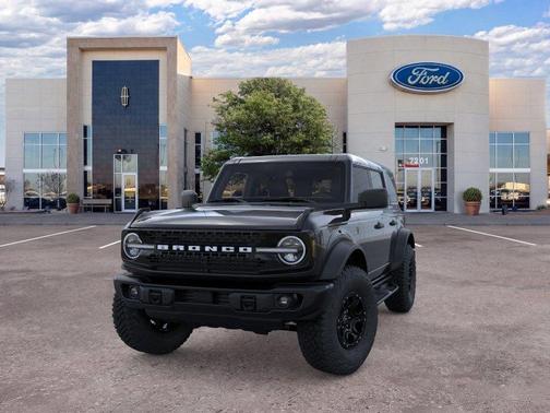 Shadow Black 2026 Ford Bronco Badlands