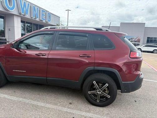 Velvet Red Pearlcoat 2020 Jeep Cherokee Latitude