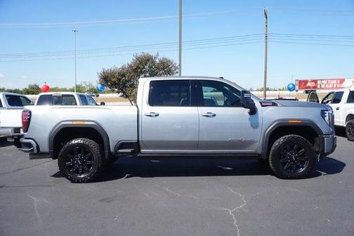 2024 GMC Sierra 2500 AT4