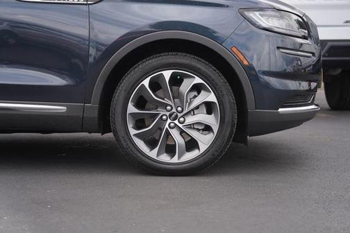 Blue Metallic 2023 Lincoln Nautilus Reserve