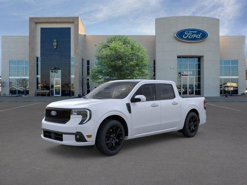 Space White Metallic 2026 Ford Maverick Lobo Standard