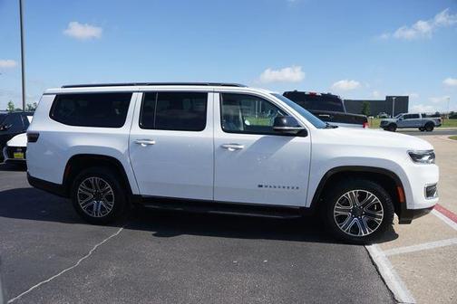 Bright White Clearcoat 2023 Jeep Wagoneer L Series II