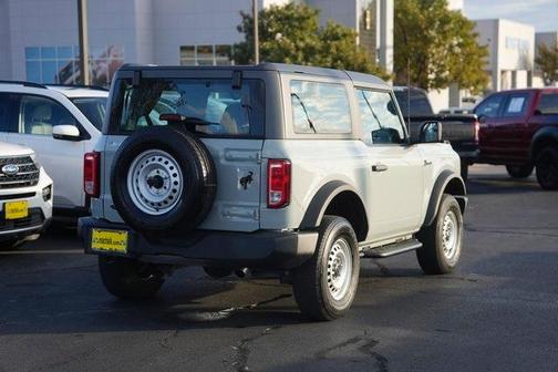 2022 Ford Bronco Base