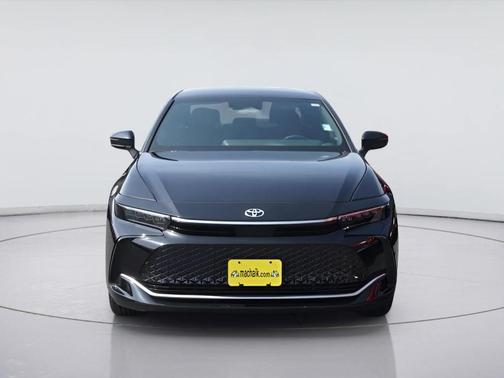Black 2023 Toyota Crown Limited