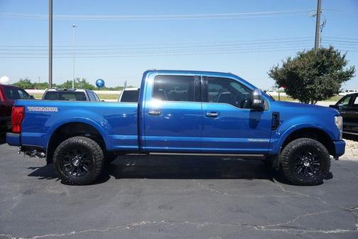 Blue Metallic 2022 Ford F-350 Platinum
