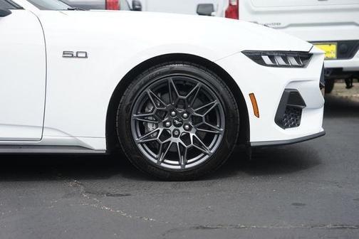 Oxford White 2024 Ford Mustang GT Premium