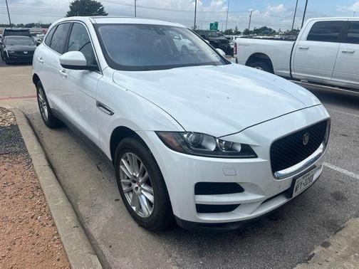 Fuji White 2020 Jaguar F-PACE 30t Prestige