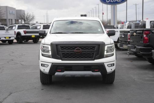 2024 Nissan Titan PRO-4X