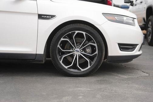 2018 Ford Taurus SHO