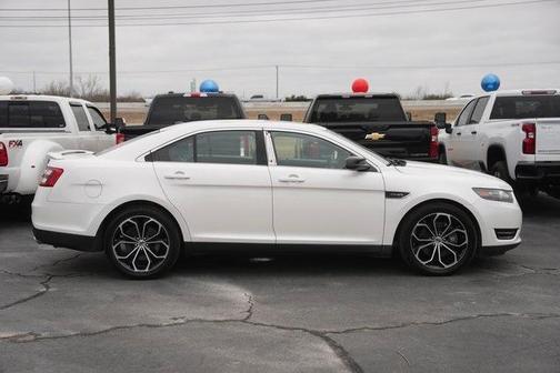 2018 Ford Taurus SHO