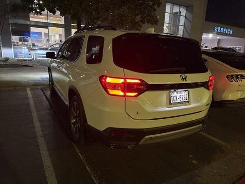 2023 Honda Pilot Touring