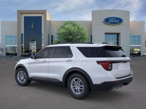 2026 Ford Explorer 