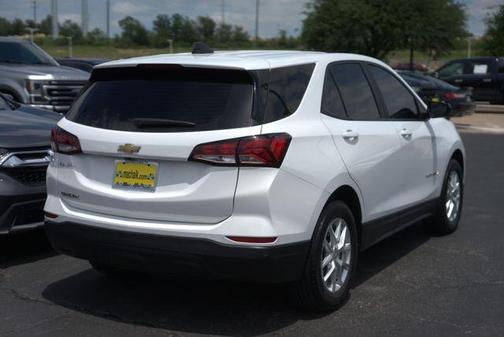 Summit White 2023 Chevrolet Equinox LS