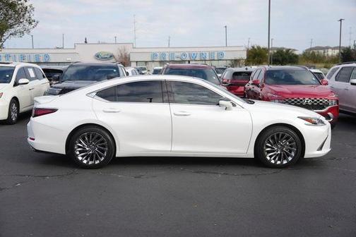 2024 Lexus ES 350 Ultra Luxury