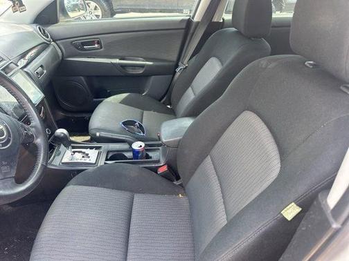 Sunlight Silver Metallic 2009 Mazda Mazda3 i Touring Value