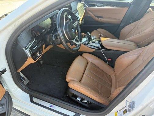 Alpine White 2020 BMW 540 i