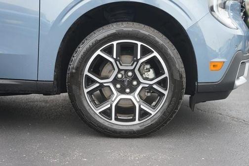 Azure Gray Metallic 2025 Ford Maverick Lariat