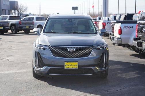 2022 Cadillac XT6 Premium Luxury FWD
