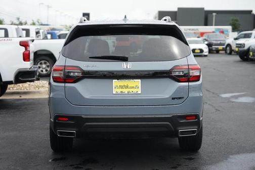 Sonic Gray Pearl 2025 Honda Pilot Sport
