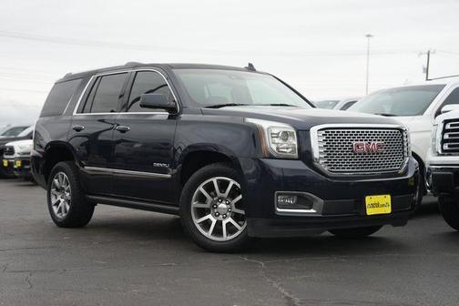 Dark Sapphire Blue Metallic 2017 GMC Yukon Denali