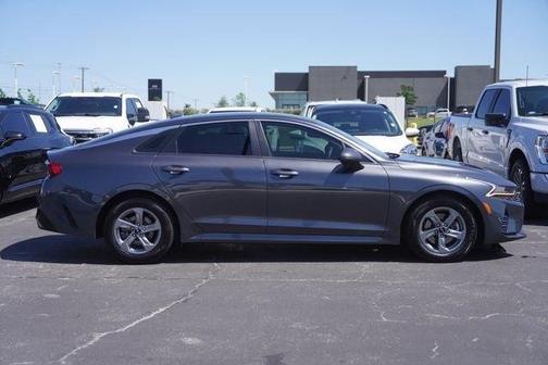 Gravity Gray 2022 Kia K5 LXS