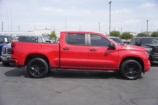 2024 Chevrolet Silverado 1500 Custom
