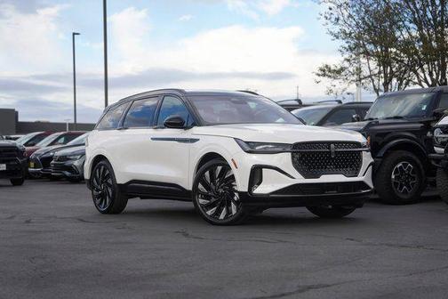 2024 Lincoln Nautilus Reserve