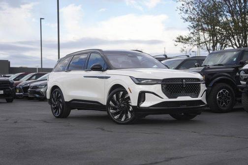 2024 Lincoln Nautilus Reserve