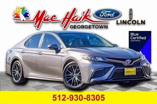 2022 Toyota Camry Hybrid SE