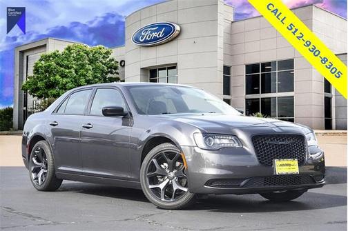 2023 Chrysler 300 Touring
