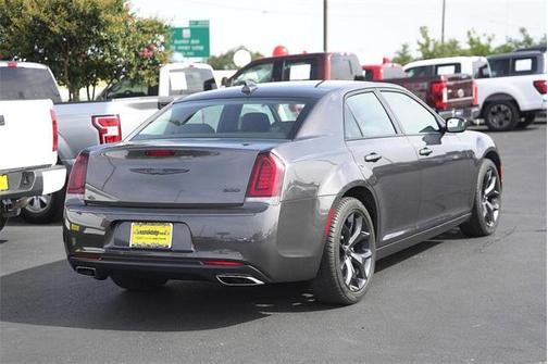 2023 Chrysler 300 Touring