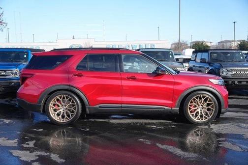 2023 Ford Explorer ST
