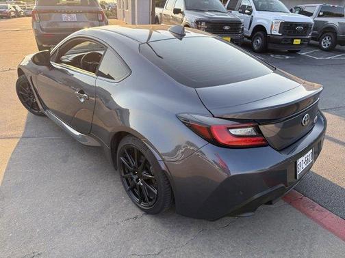 2023 Toyota GR86 Base